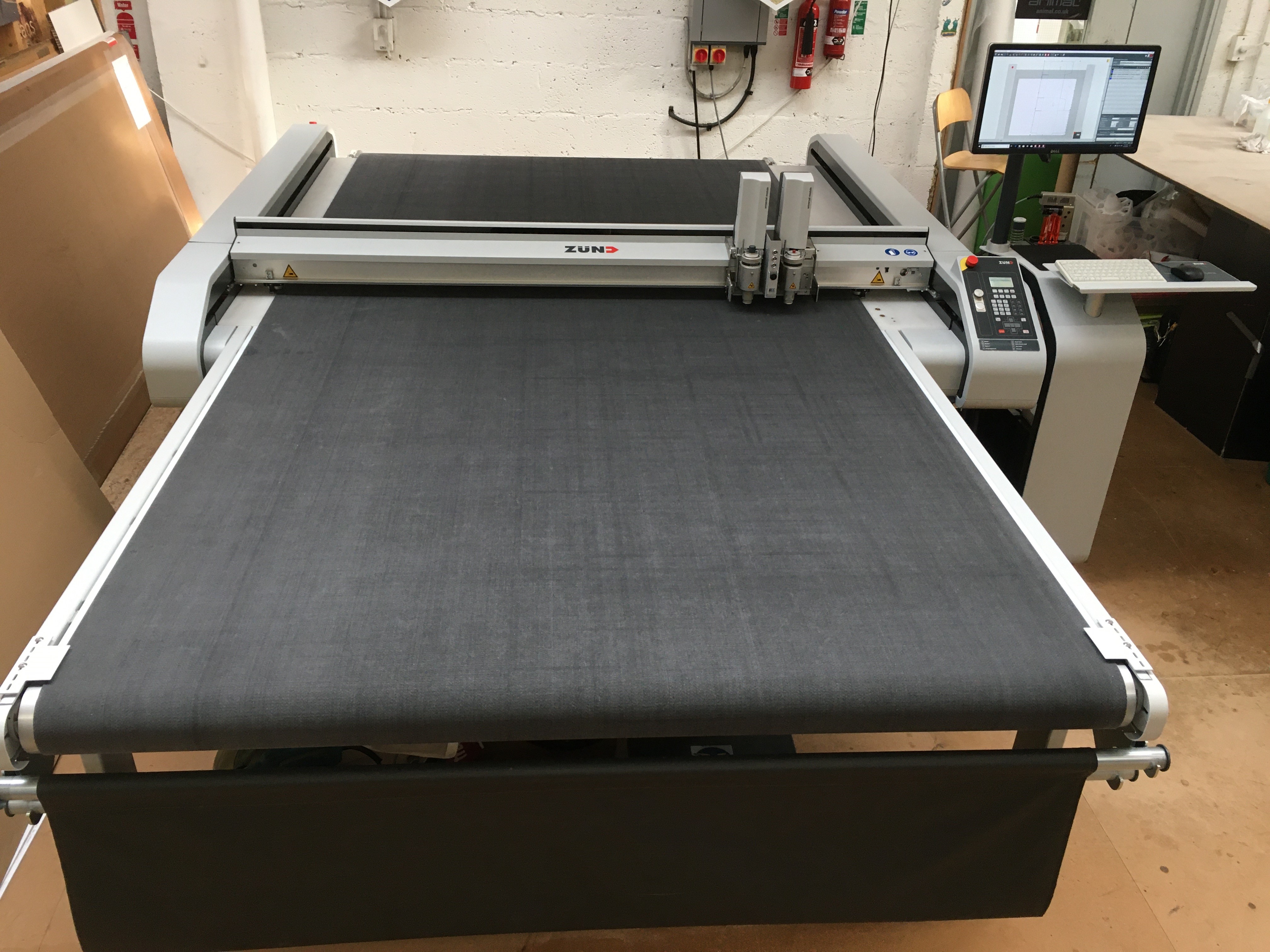 Zund S3 L1600 Flatbed Cutter For Sale SSE Worldwide